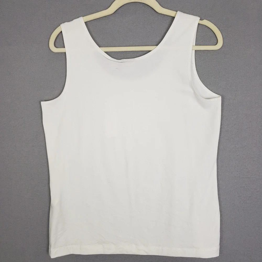 Chico's Size M Basic Solid White Knit Tank Top Minimalist Closet Staple Capsule - Picture 2 of 9